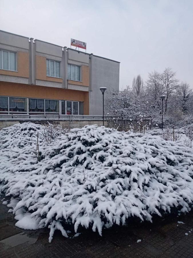 Хотел Оренда Dupniza Exterior foto