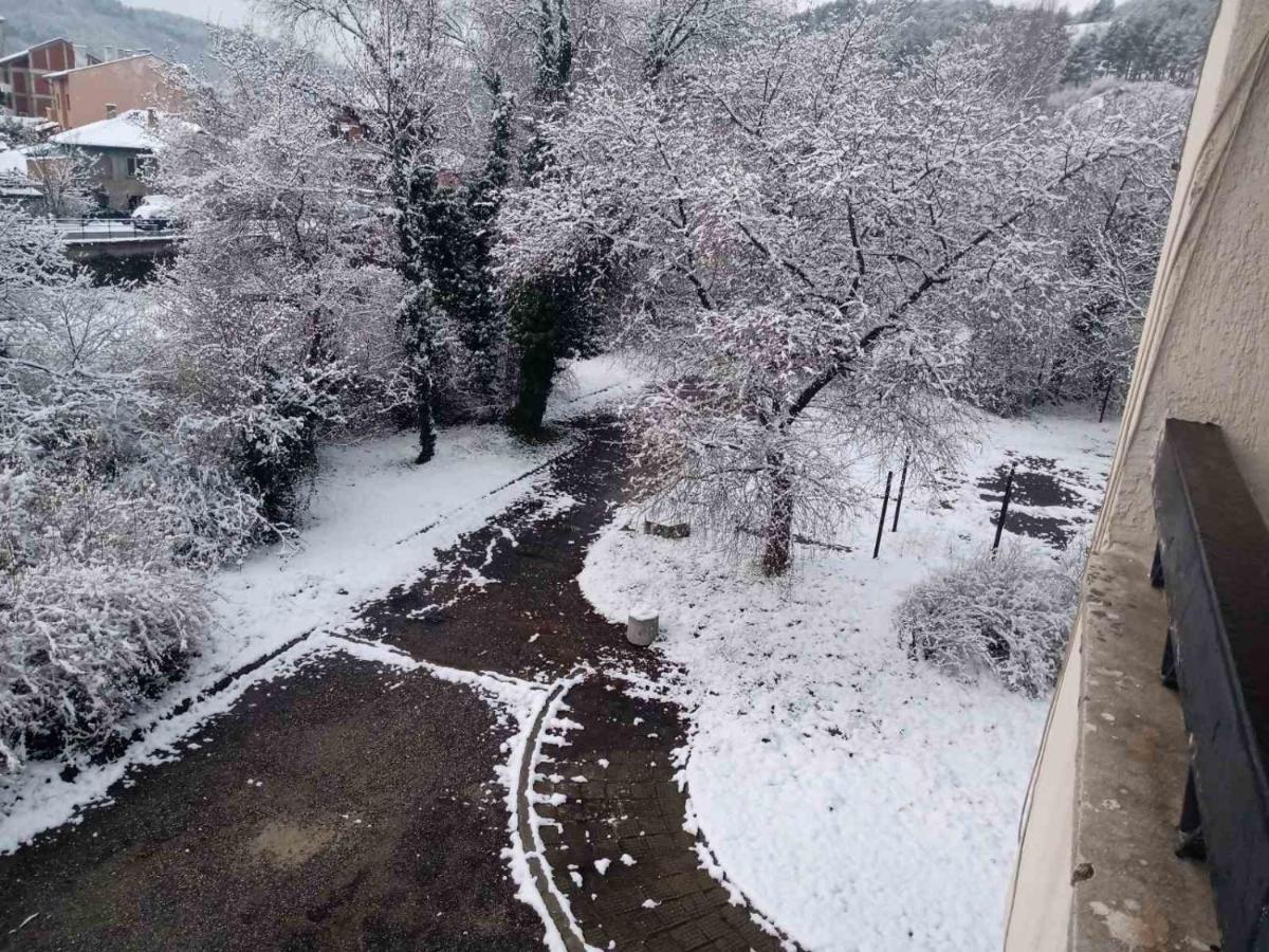Хотел Оренда Dupniza Exterior foto